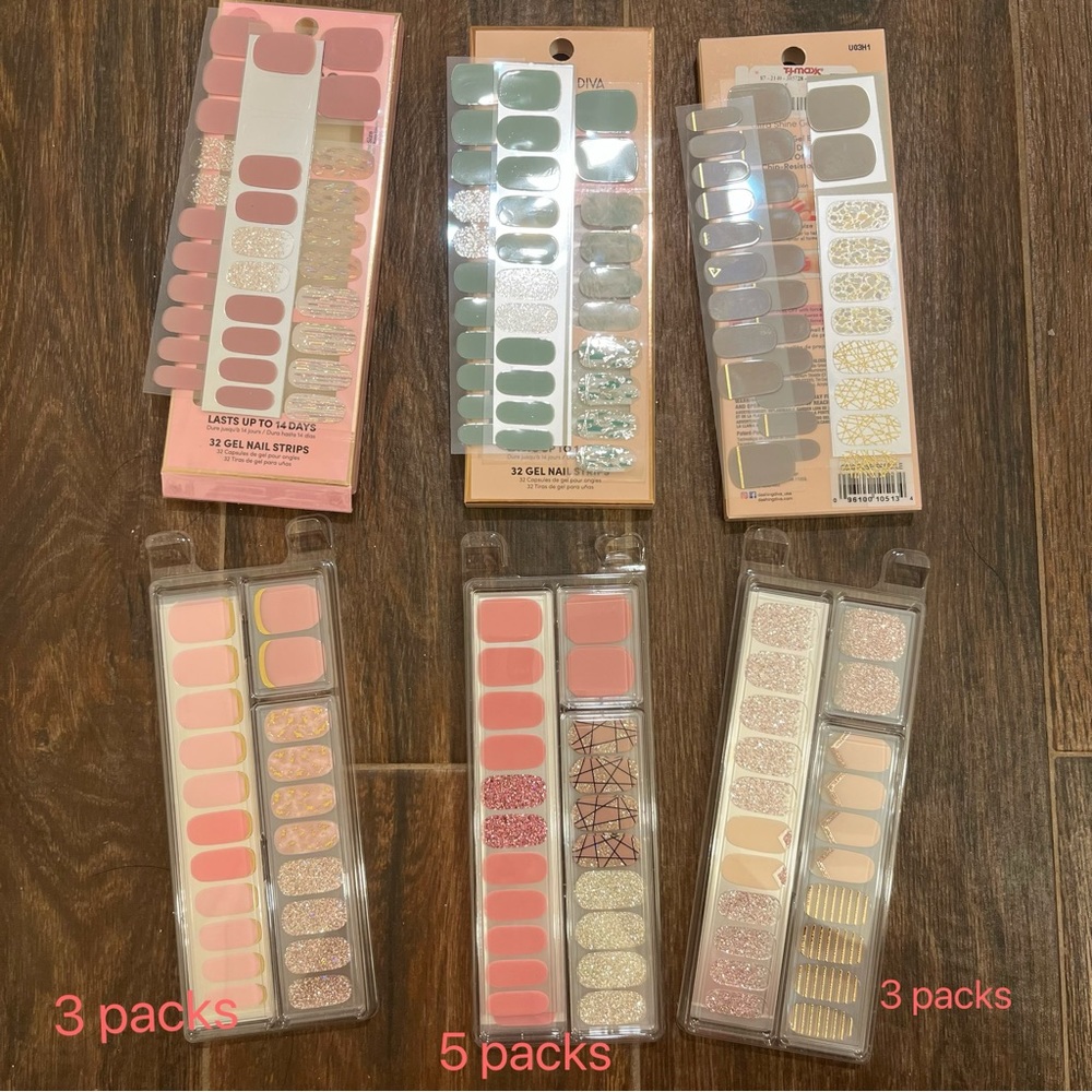 14 packs of Used Dashing Diva Gloss Ultra Shine Gel Palettes